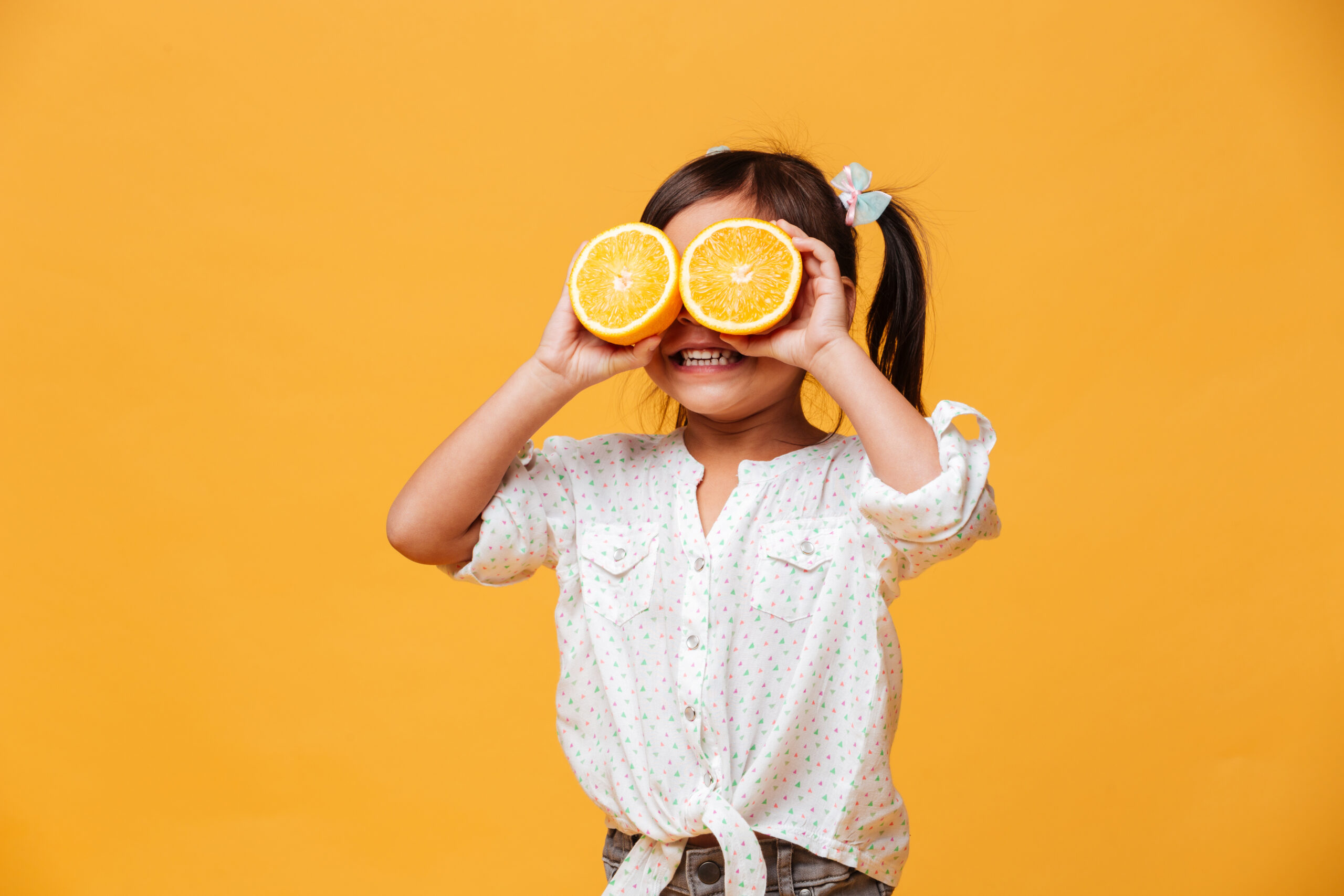 Photo,Of,Little,Girl,Child,Standing,Isolated,Over,Yellow,Background.